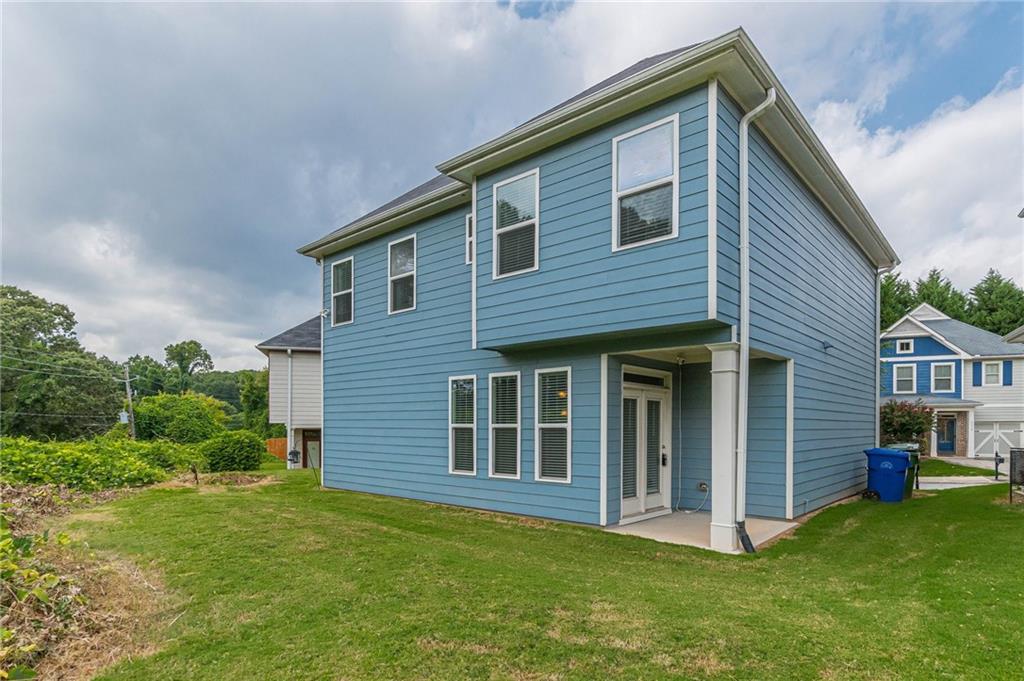 1785 Maple Walk Circle SW
