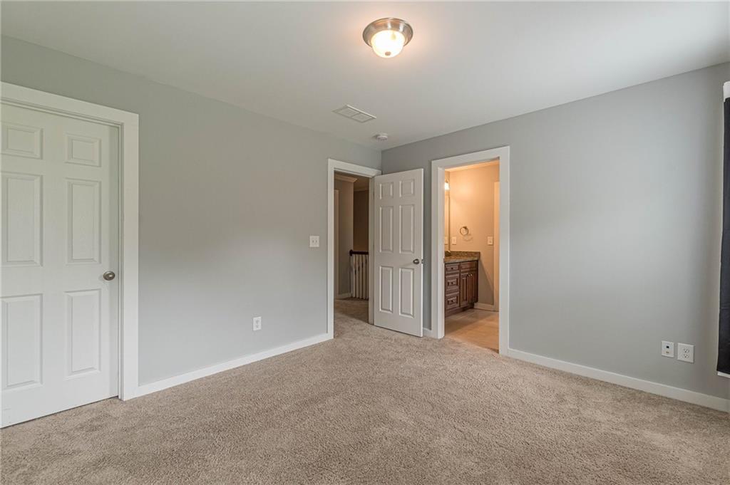 1785 Maple Walk Circle SW