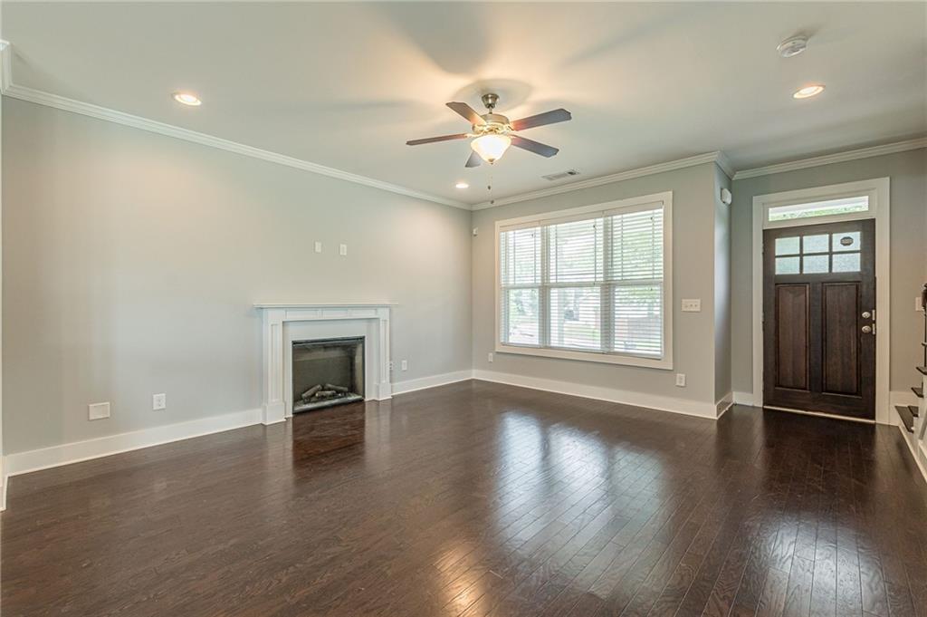 1785 Maple Walk Circle SW