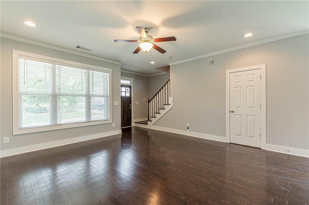 1785 Maple Walk Circle SW