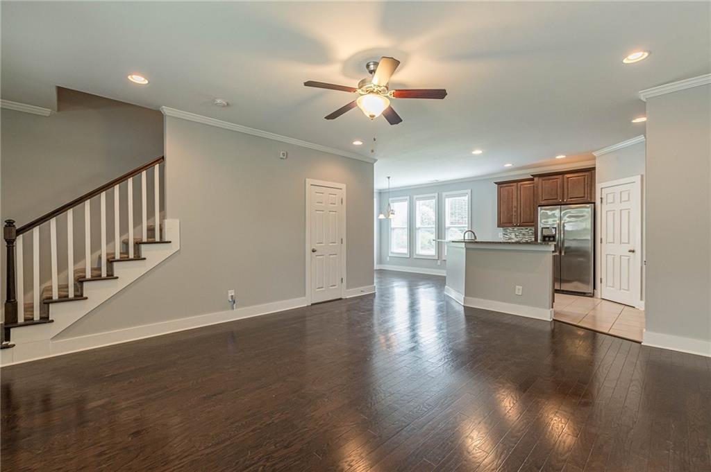 1785 Maple Walk Circle SW