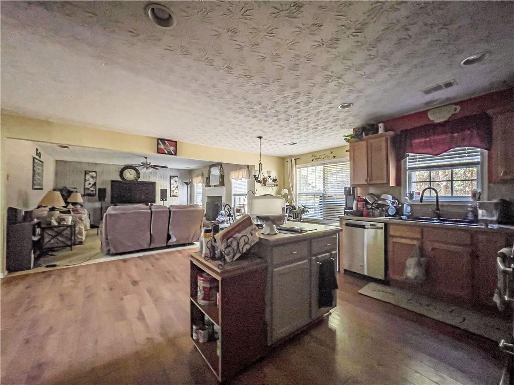 4529 Woodgate Hill Trail