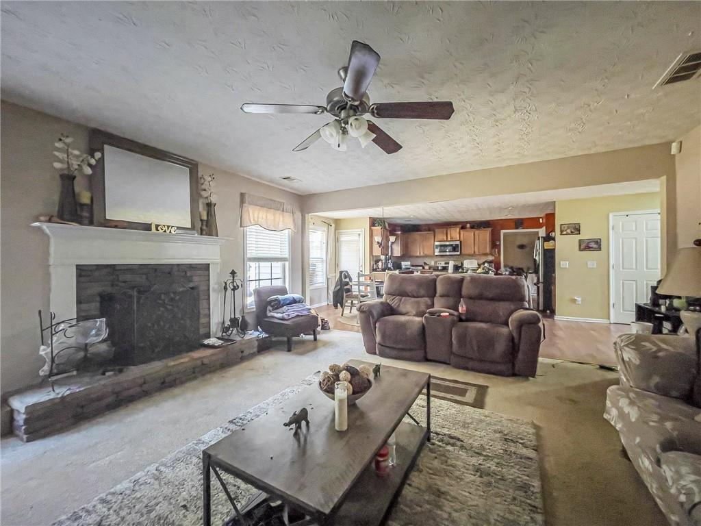 4529 Woodgate Hill Trail