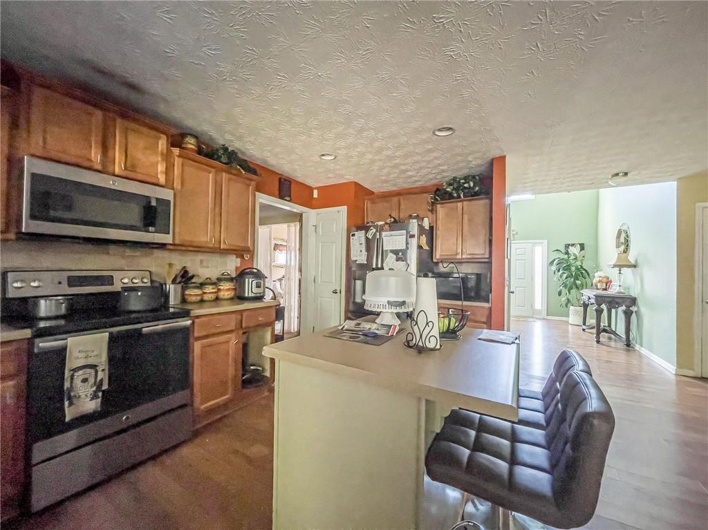 4529 Woodgate Hill Trail