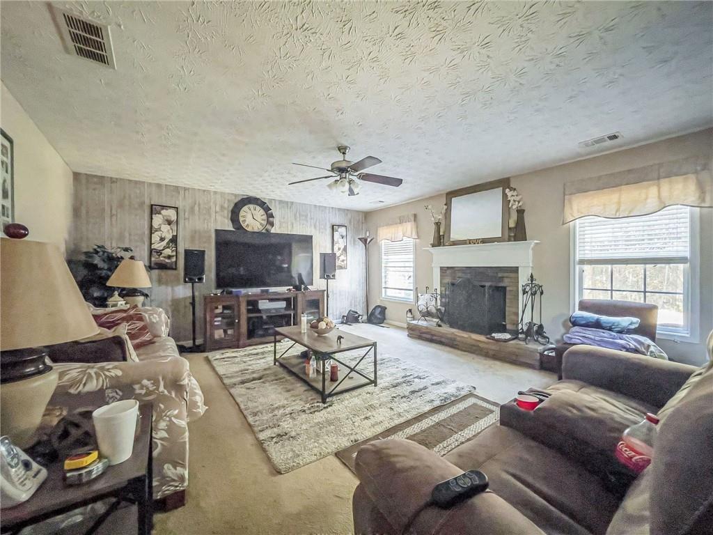 4529 Woodgate Hill Trail
