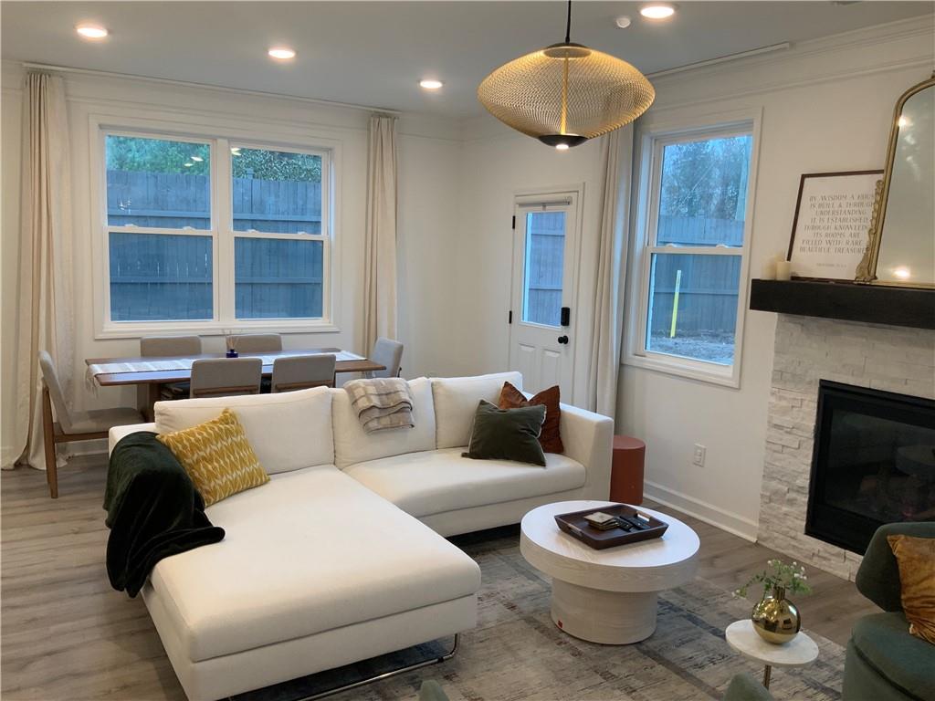 3596 Silvery Way