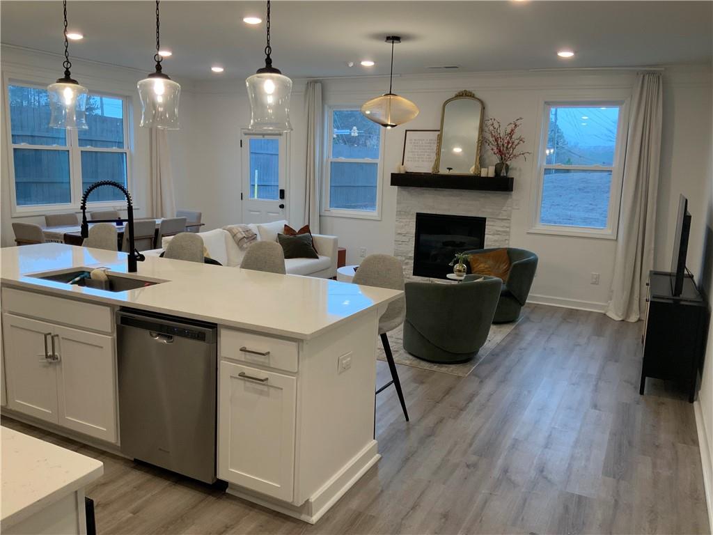 3596 Silvery Way