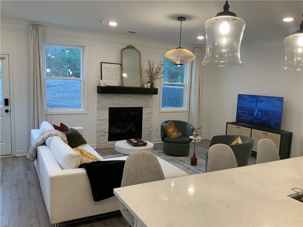3596 Silvery Way