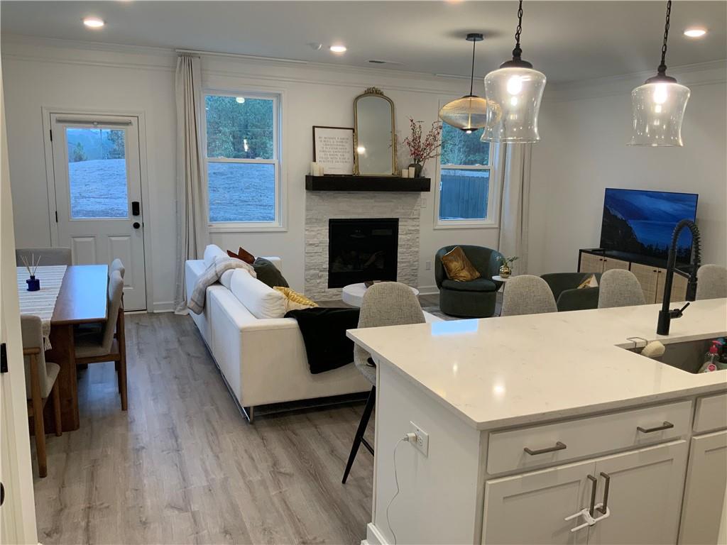 3596 Silvery Way