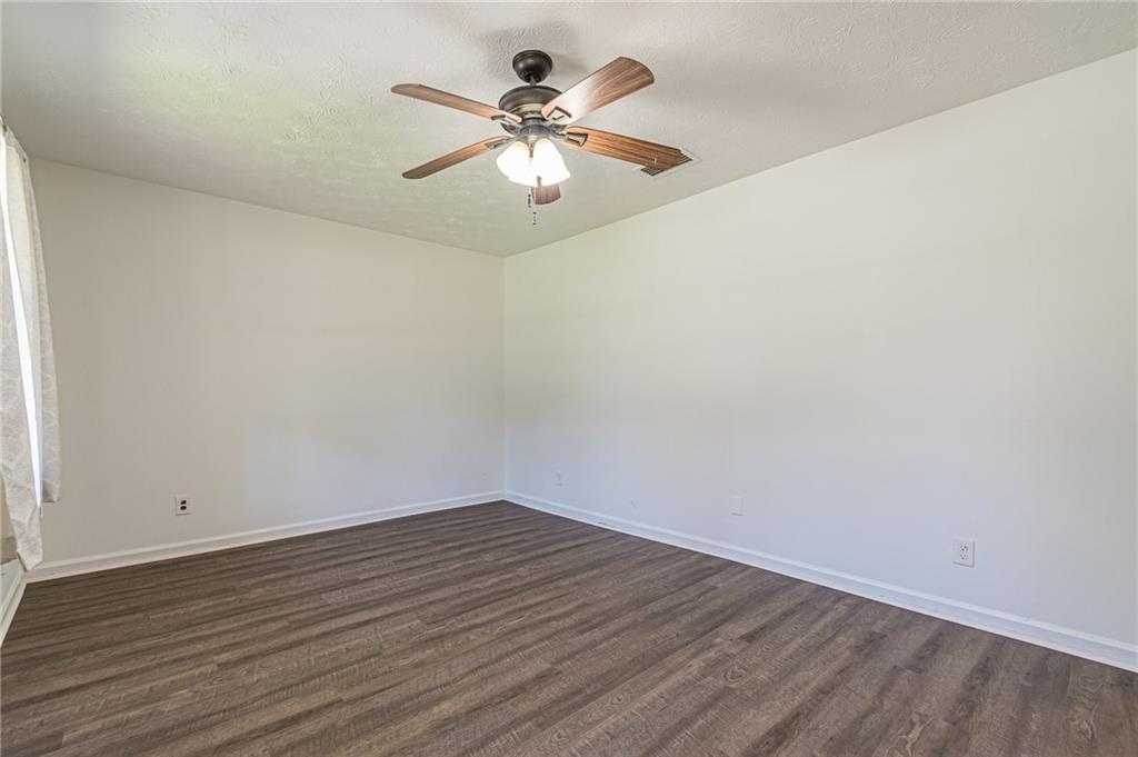 926 Live Oak Court
