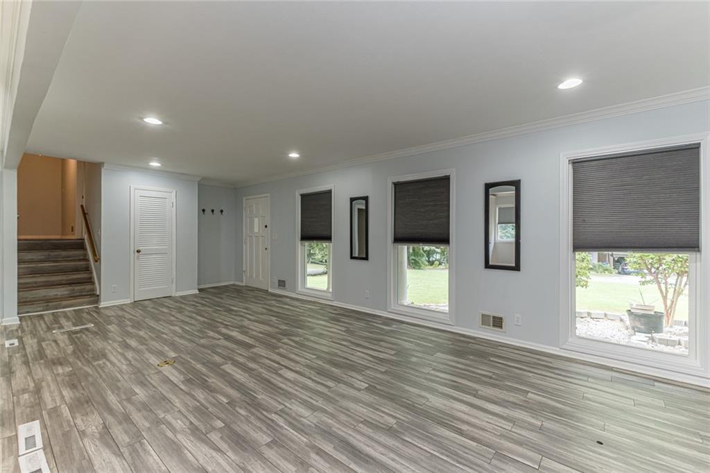 394 Dorsey Circle SW