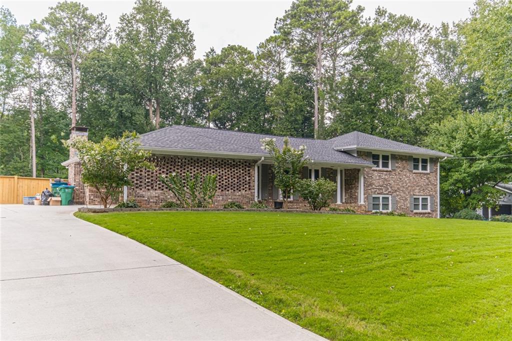 394 Dorsey Circle SW