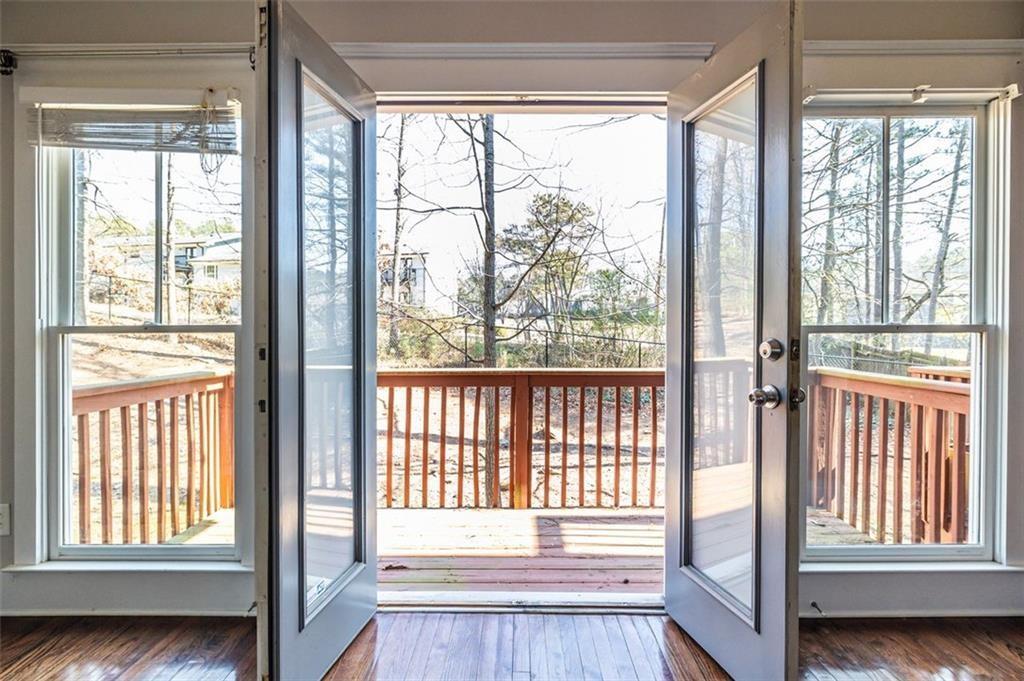 1310 Jandras Lane SE