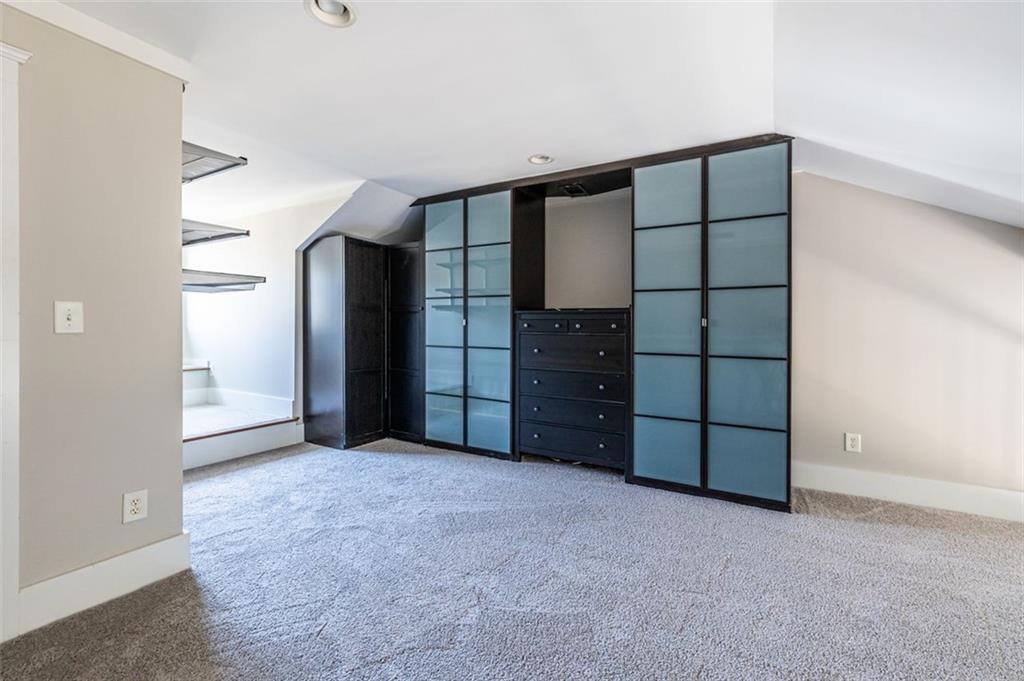 1310 Jandras Lane SE