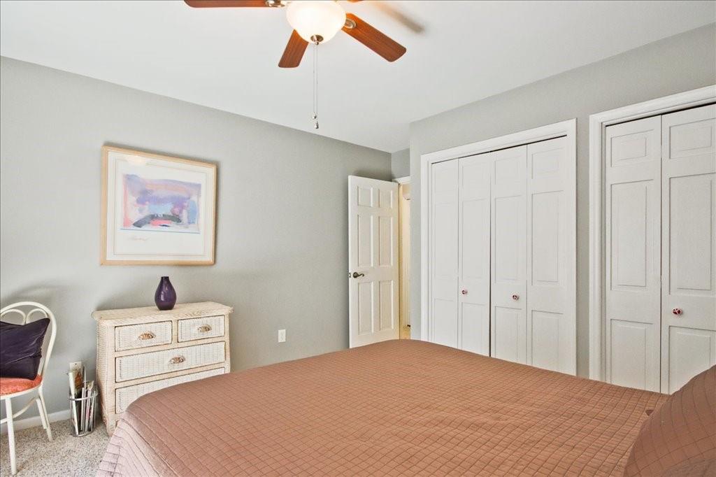 26 Willow Glen NE