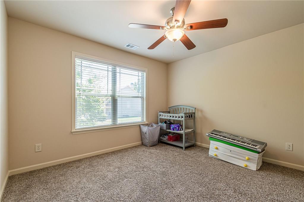 2742 Collins Cove Avenue