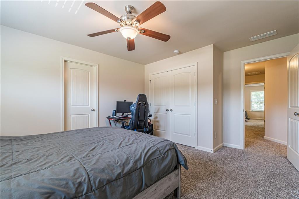 2742 Collins Cove Avenue