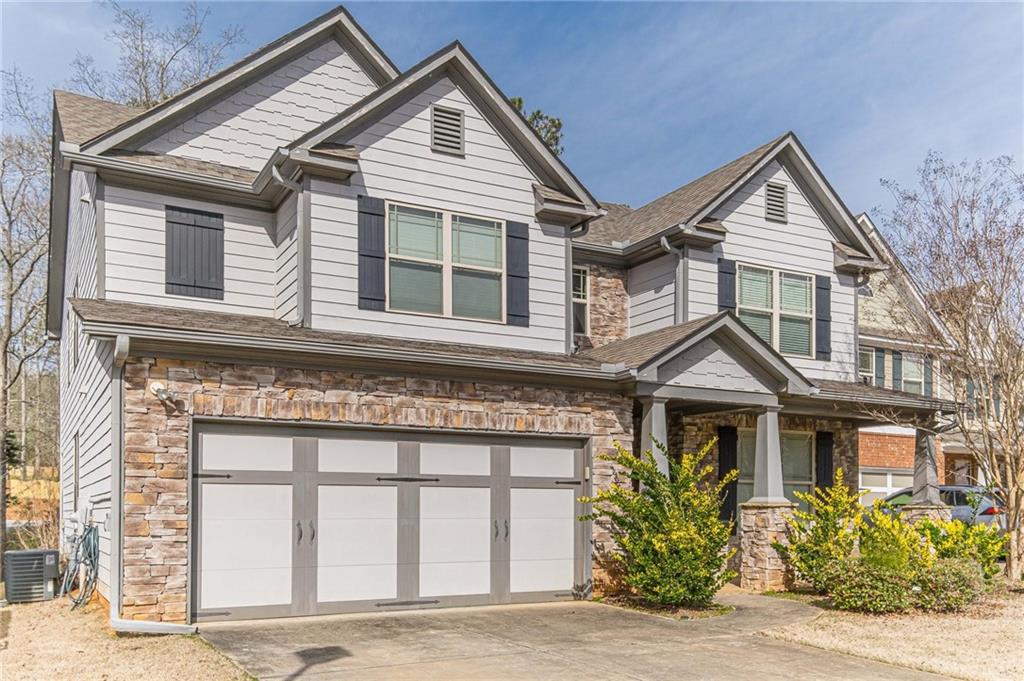 2742 Collins Cove Avenue