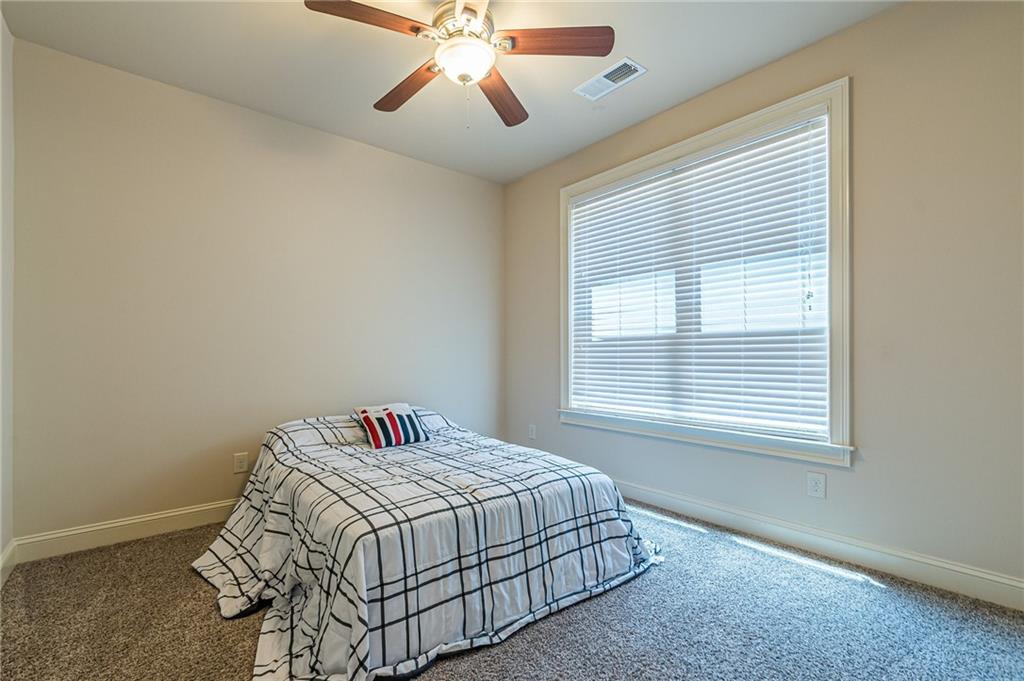 2742 Collins Cove Avenue