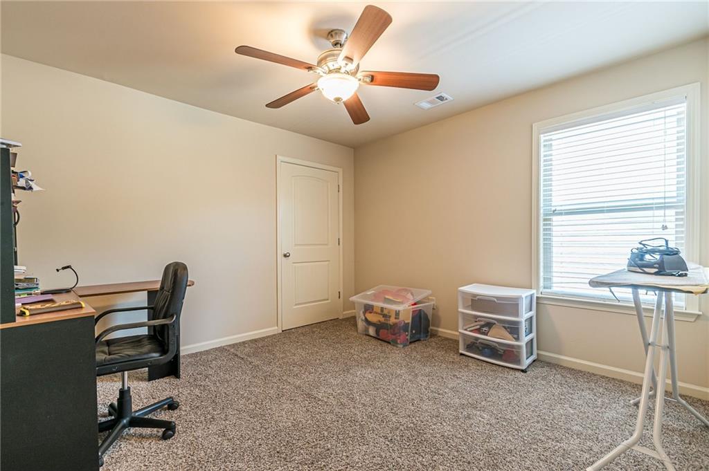 2742 Collins Cove Avenue