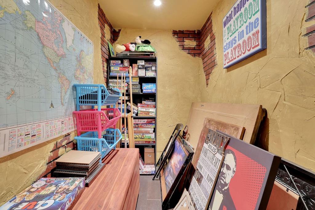 4151 Glen Vista Court