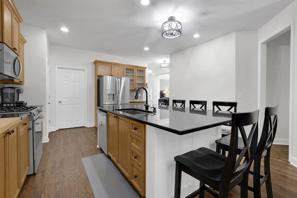 4151 Glen Vista Court