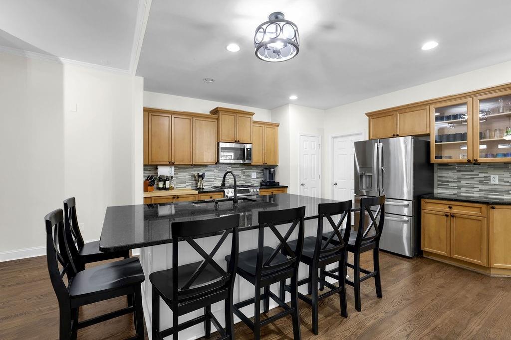 4151 Glen Vista Court