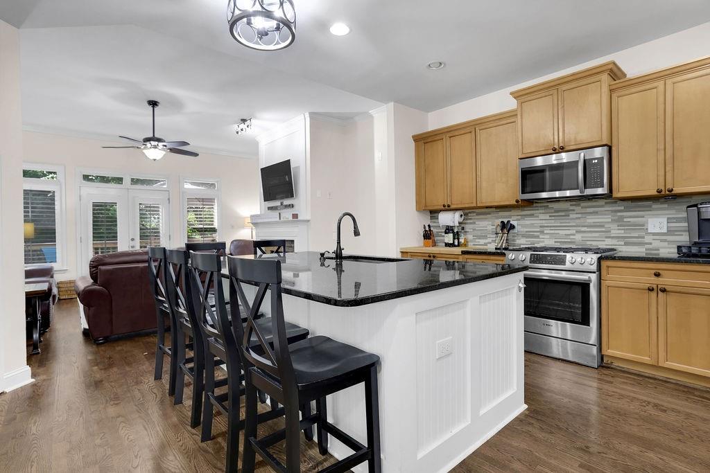 4151 Glen Vista Court