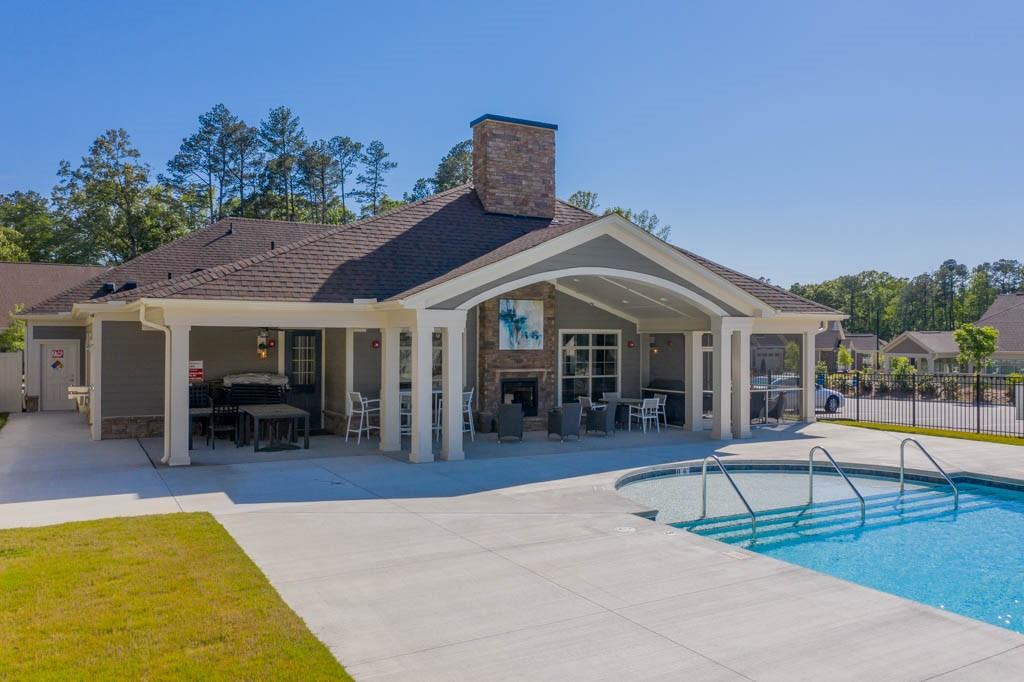 3587 Fishpond Circle