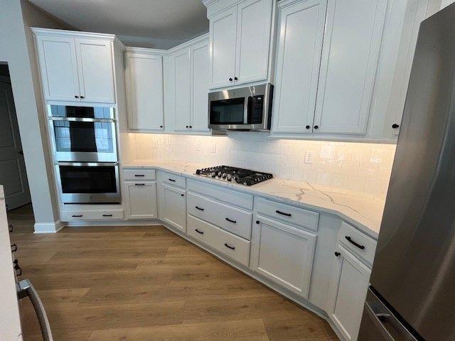 3587 Fishpond Circle