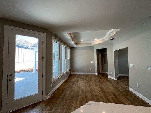 3587 Fishpond Circle