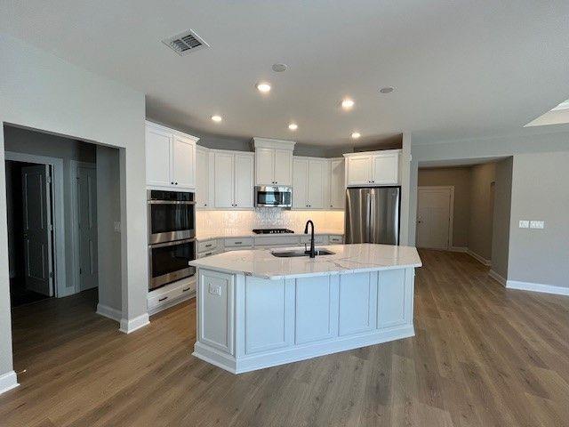 3587 Fishpond Circle