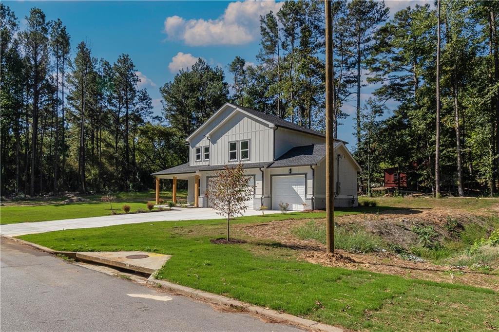 3277 Village Glen Drive