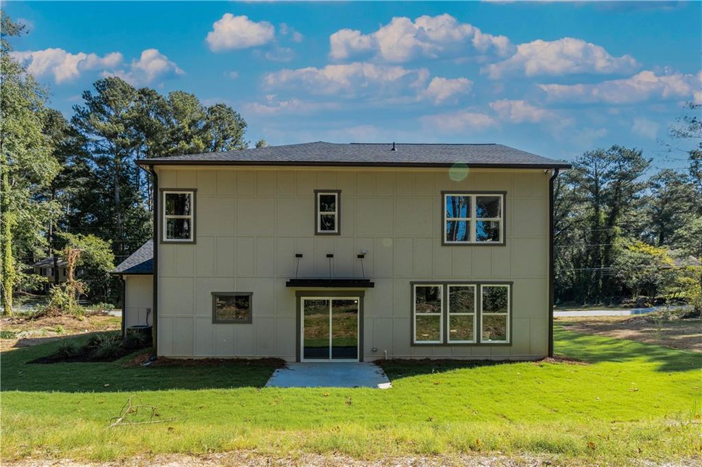 3277 Village Glen Drive