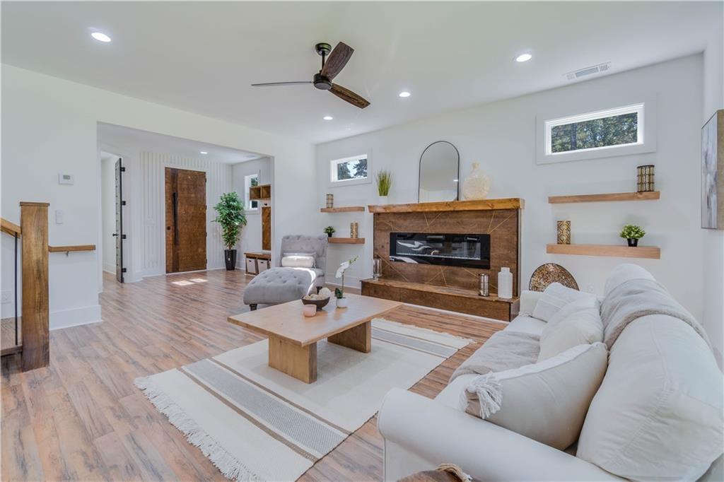 3277 Village Glen Drive