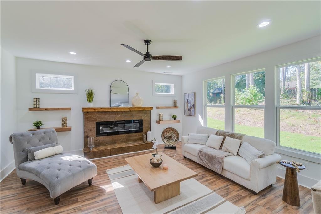 3277 Village Glen Drive