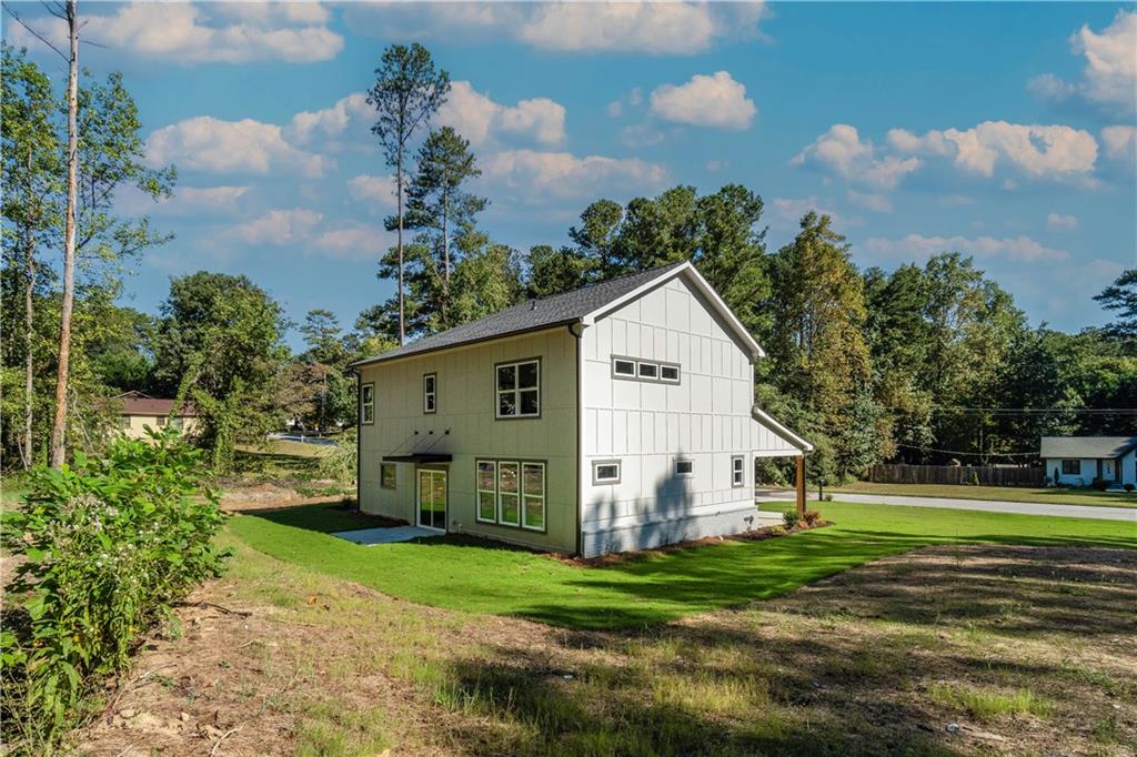 3277 Village Glen Drive