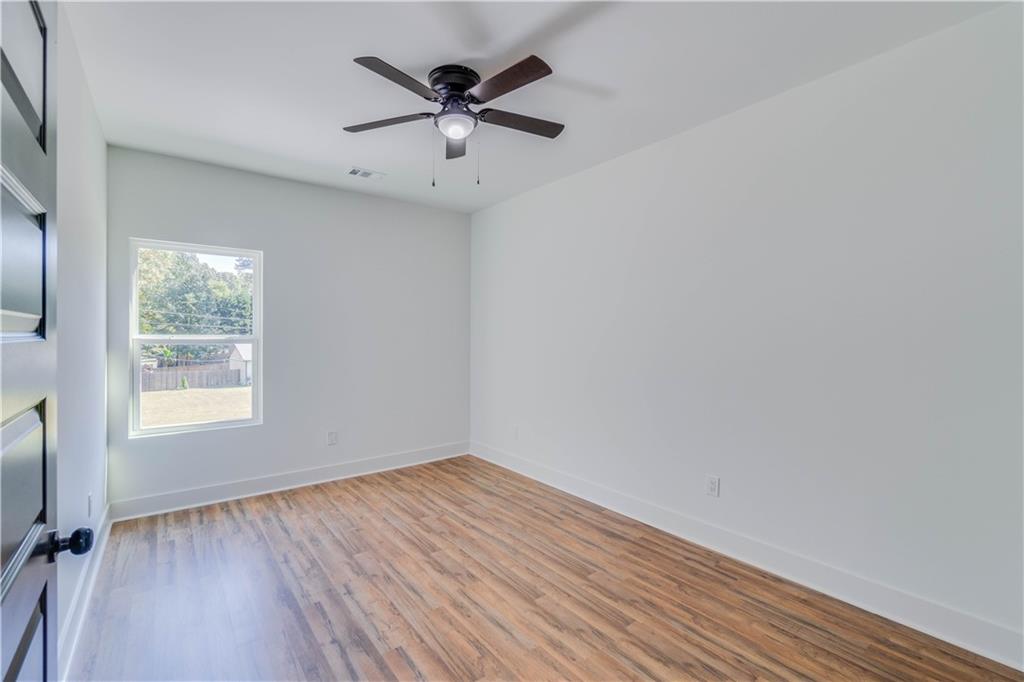 3277 Village Glen Drive