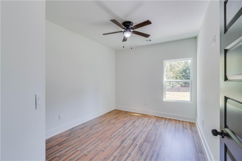 3277 Village Glen Drive