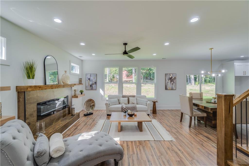 3277 Village Glen Drive