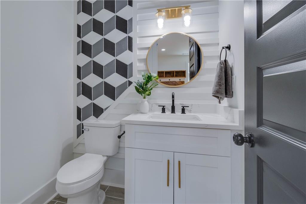 3277 Village Glen Drive