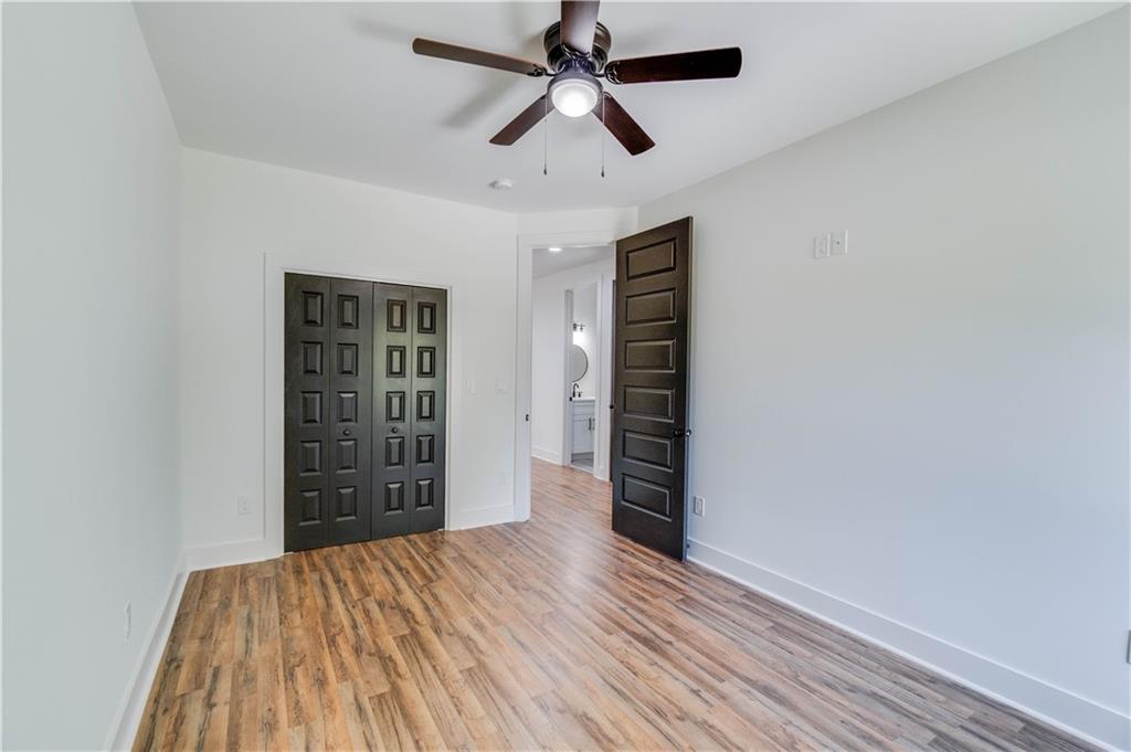 3277 Village Glen Drive