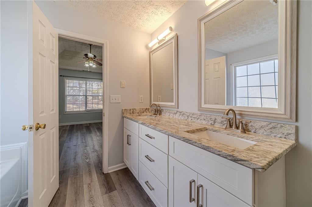 1800 Alcovy Oaks Court