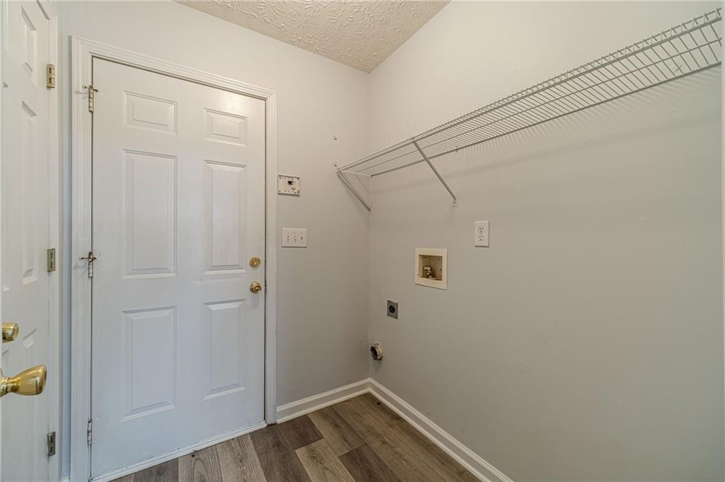 1800 Alcovy Oaks Court