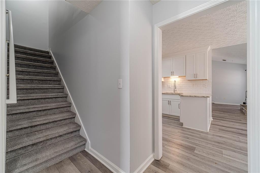 1800 Alcovy Oaks Court