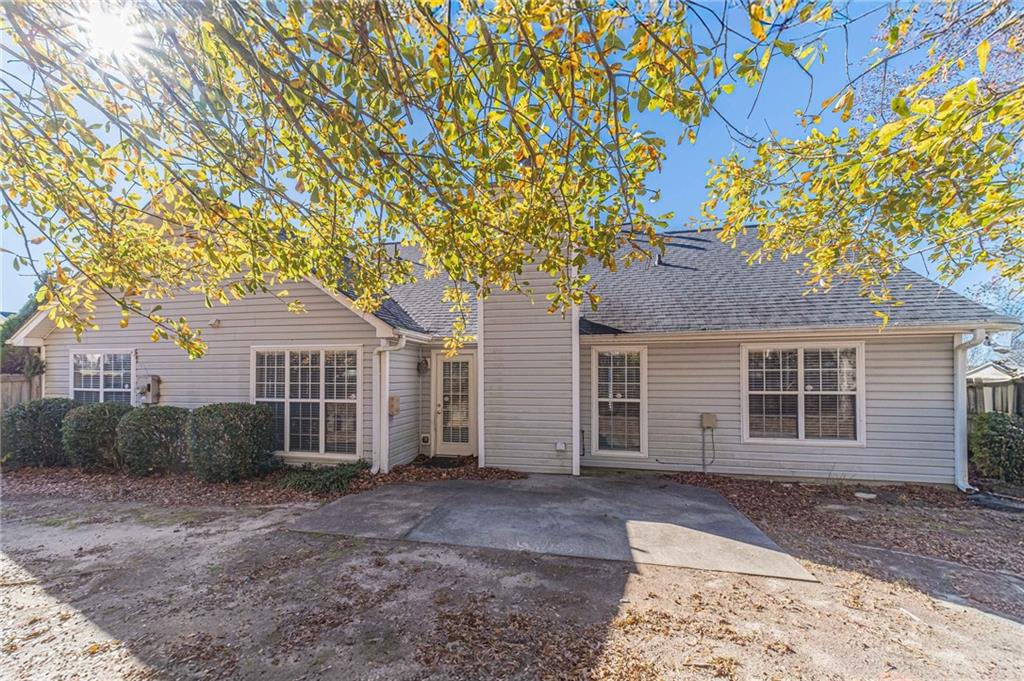 1800 Alcovy Oaks Court