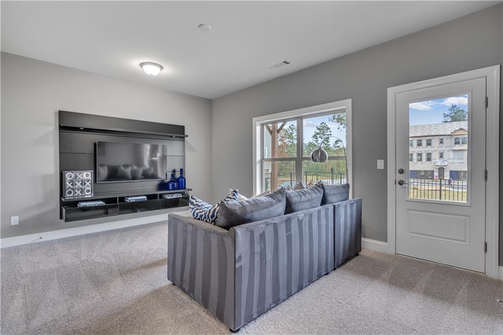 1696 Lansmere Street SW