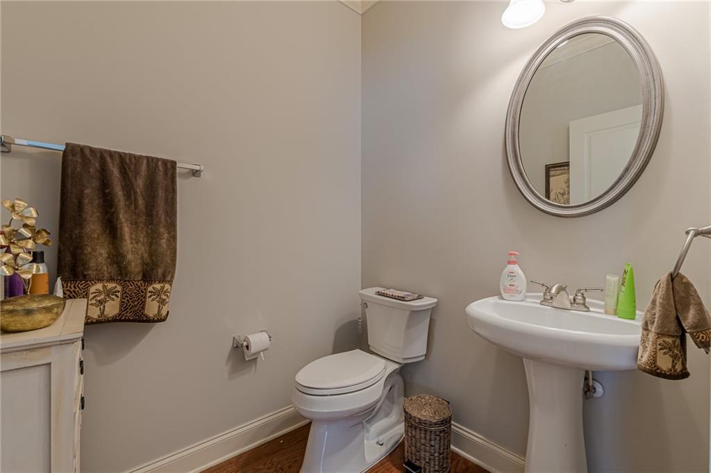 3452 Village Park Lane SW