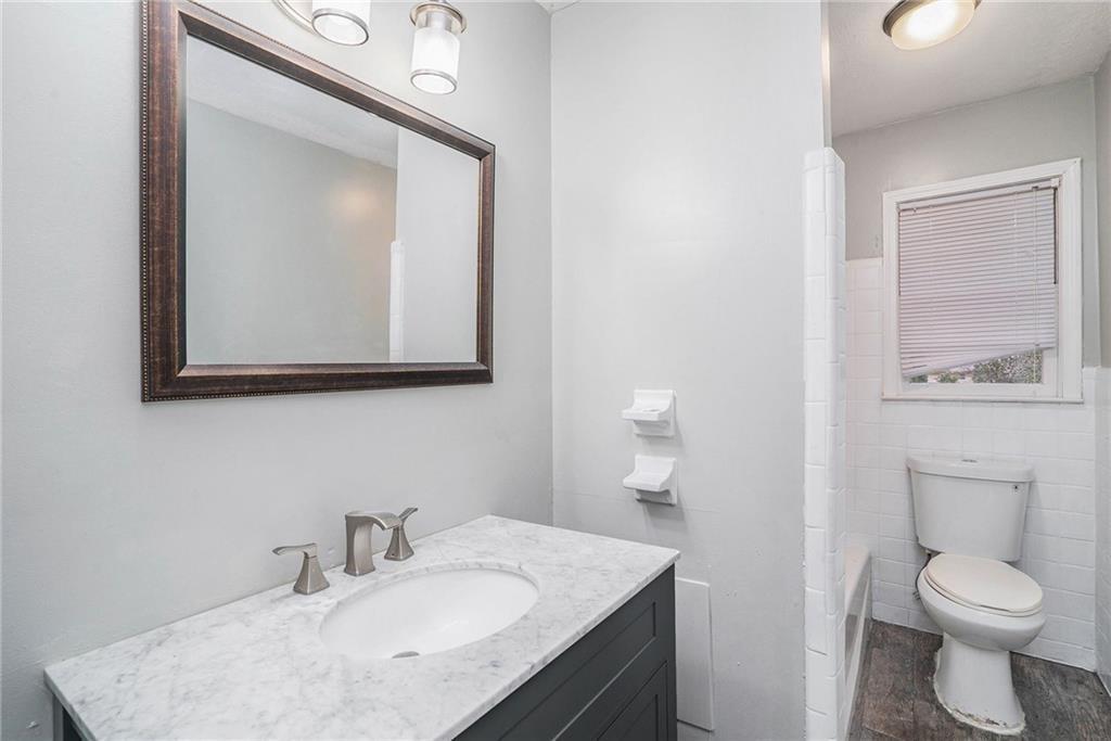 3454 N Creekview Drive