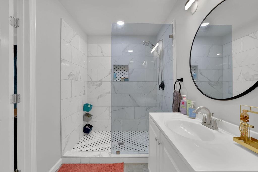 280 Stone Mountain Street